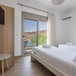 Pava-sea View Brand New *