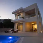 Pava-sea View Brand New فيلة أرخانجلوس