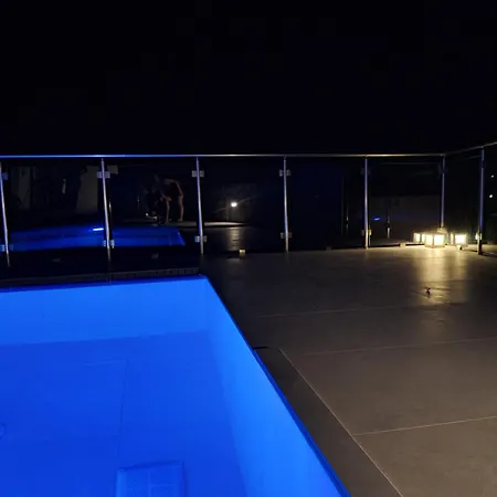 فيلة Pava-sea View Brand New *