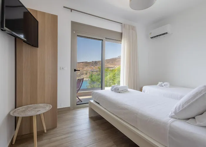 Pava-sea View Brand New *